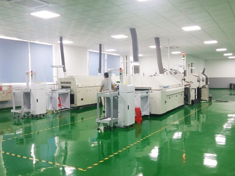 Tổng hợp các dụng cụ lắp đặt đường ống gas cho bếp công nghiệp tại nhà hàng.